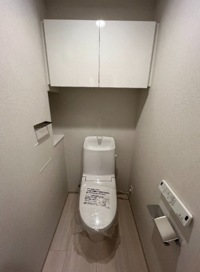 トイレ　参考写真　温水洗浄便座