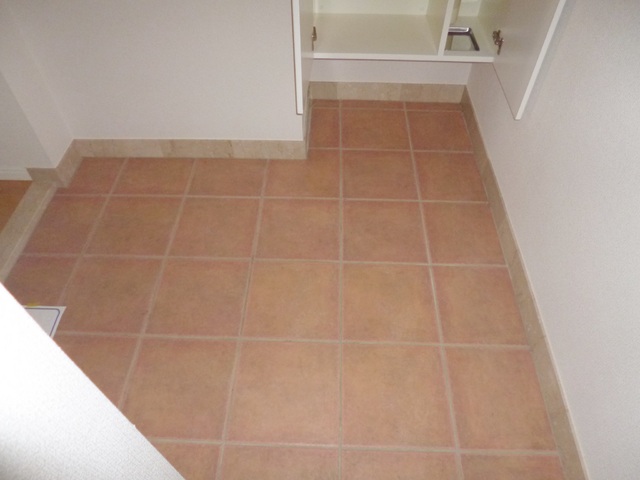 玄関　広々玄関です♪