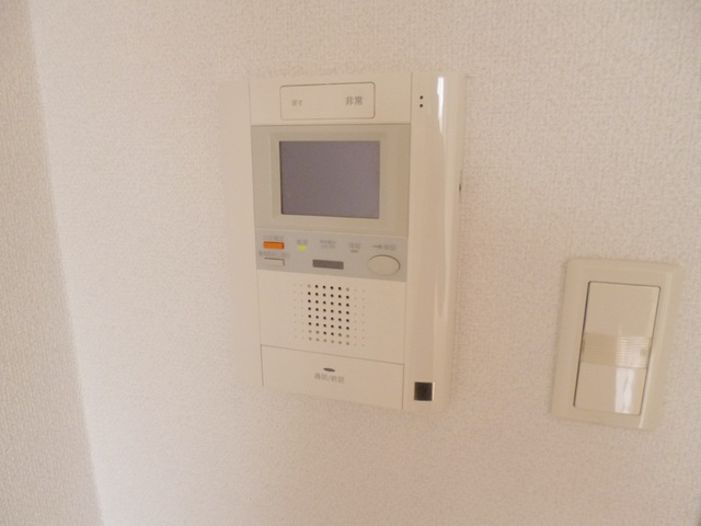 セキュリティ　モニター付きインターホン完備♪
