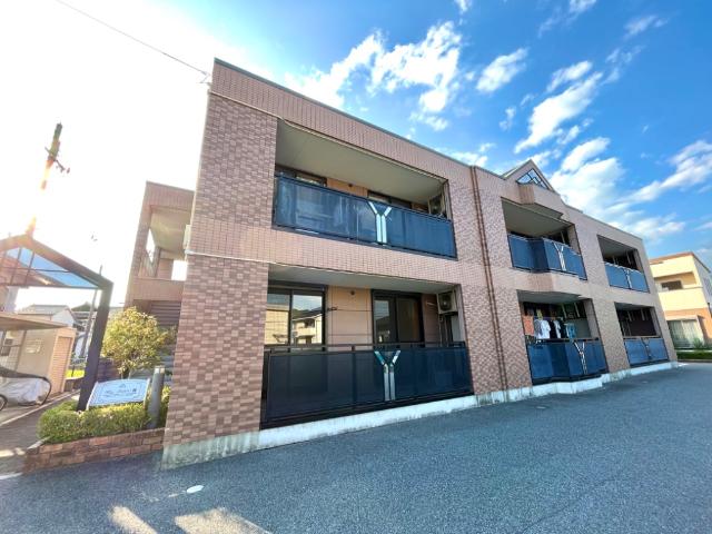 建物外観　外観写真（昼）