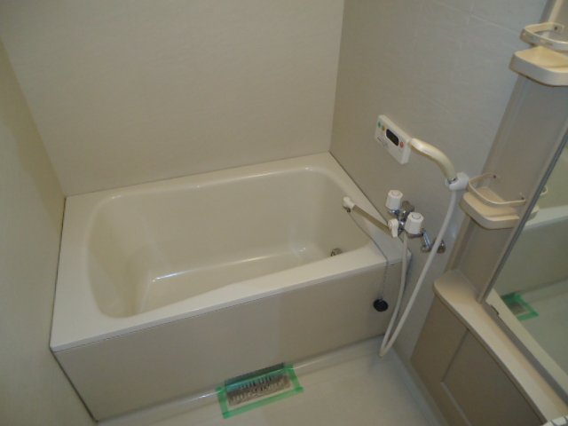 バス・シャワールーム　浴室