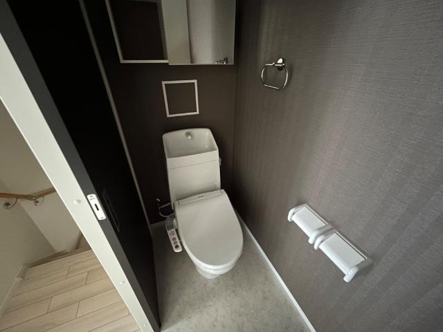 トイレ　トイレ