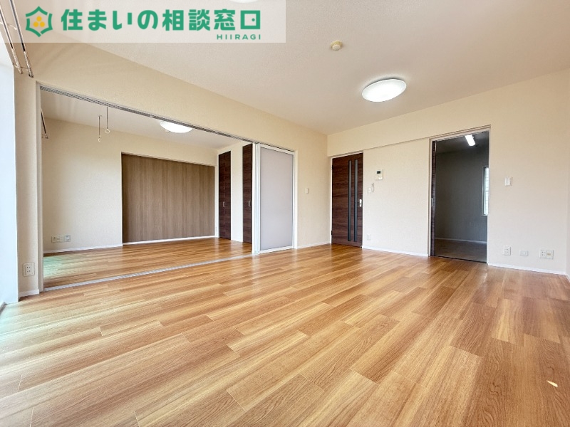 居室・リビング　同型