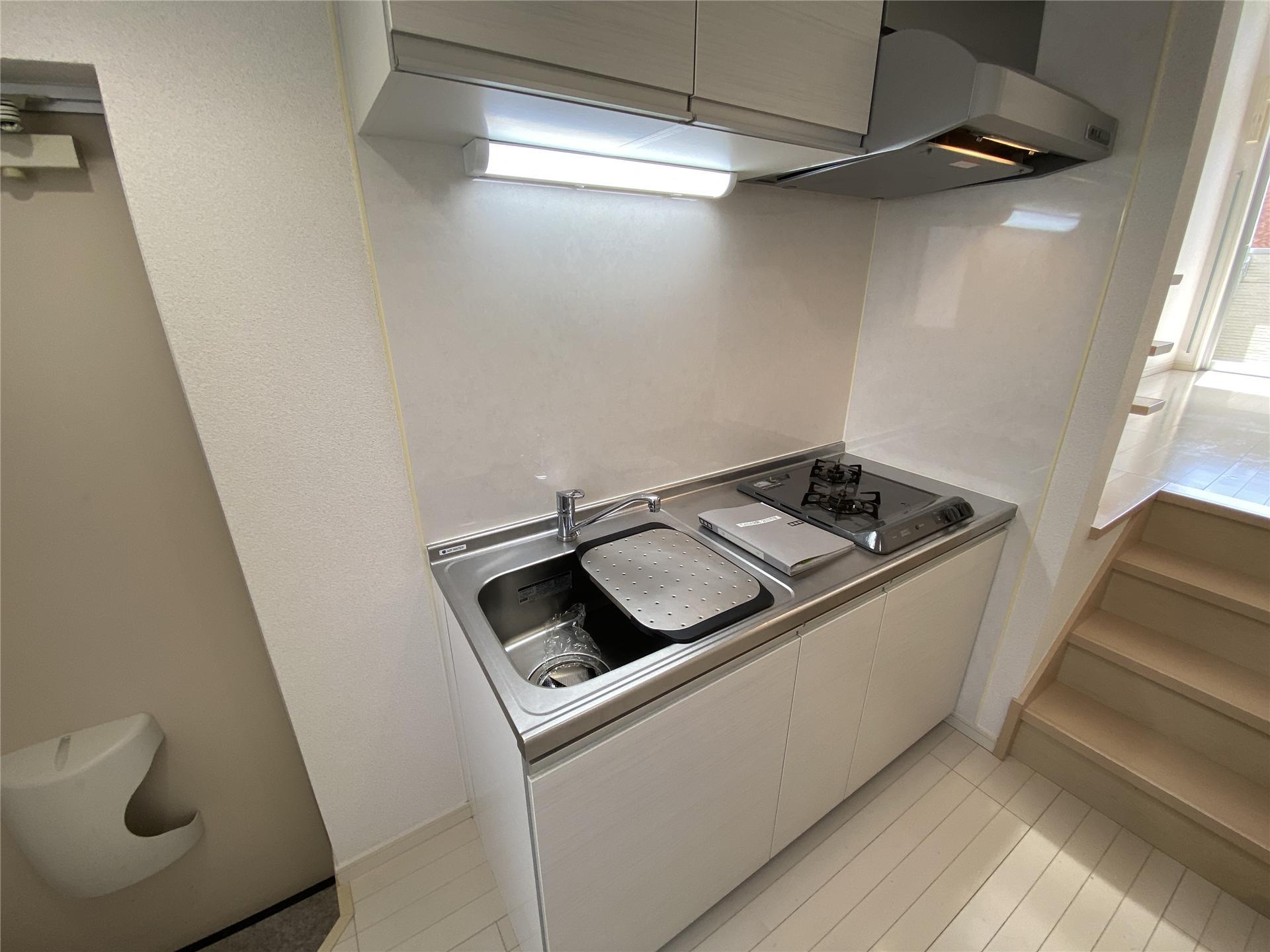 キッチン　２口コンロ付きのキッチンです