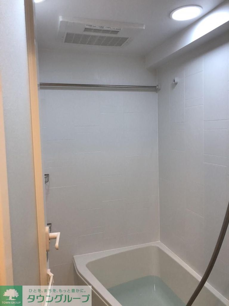 バス・シャワールーム　バス