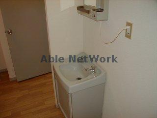 洗面設備　同型タイプ参照