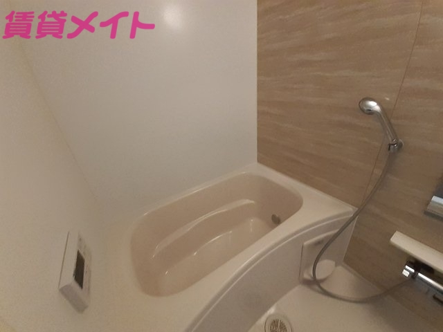 バス・シャワールーム　同型参考写真