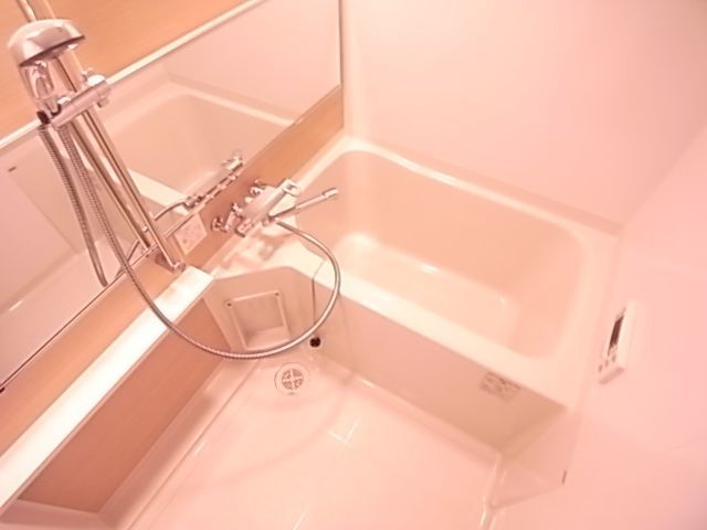 エンクレスト舞鶴2の風呂写真