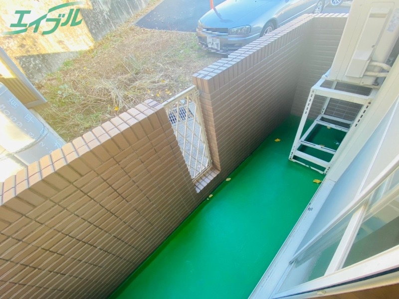 バルコニー　同型参考写真