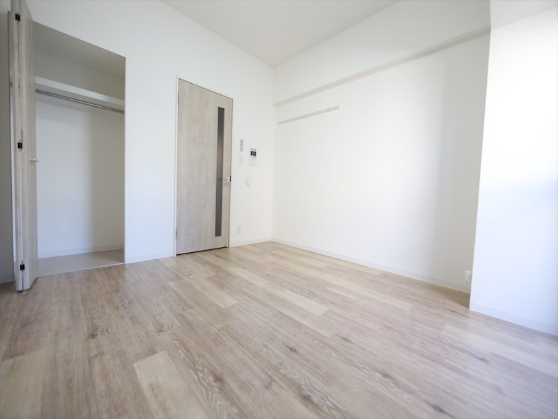 その他部屋・スペース　洋室7.4帖　クローゼット付（収納充実してます）