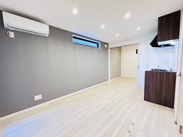 居室・リビング　同タイプの写真です。