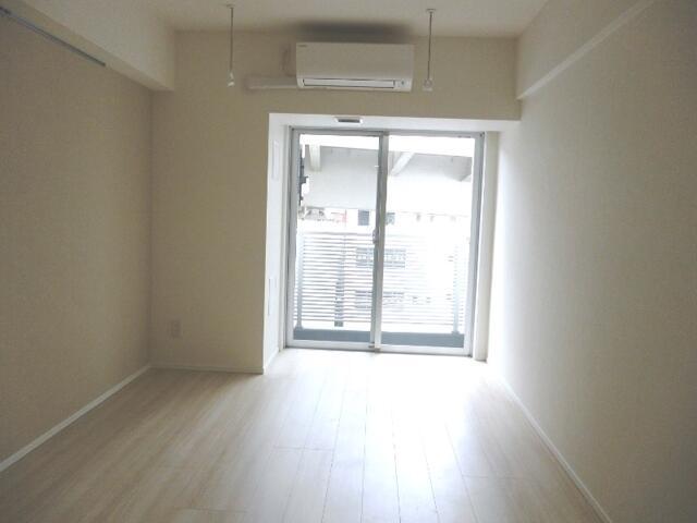 居室・リビング　?