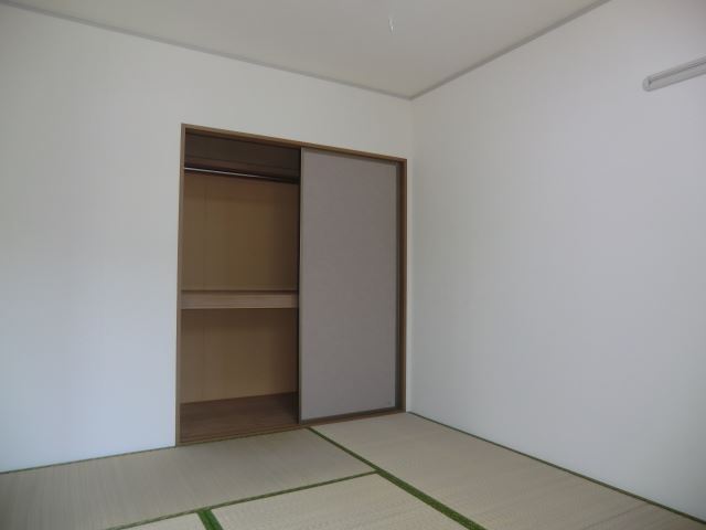 その他部屋・スペース　和室にある押入れです。