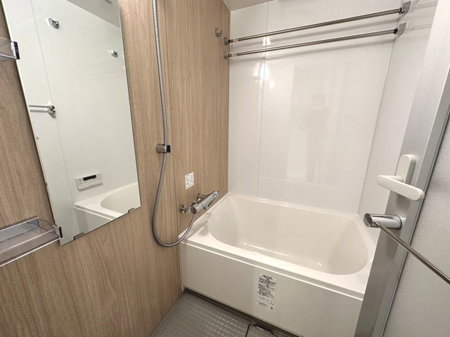 バス・シャワールーム　※写真は同タイプ住戸です。