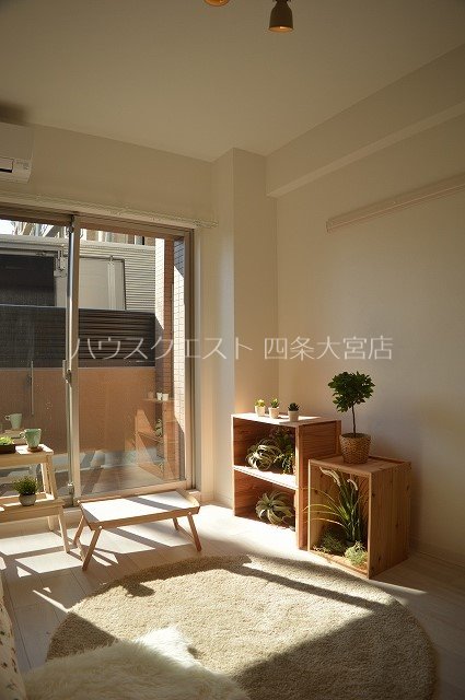 居室・リビング　※別部屋写真