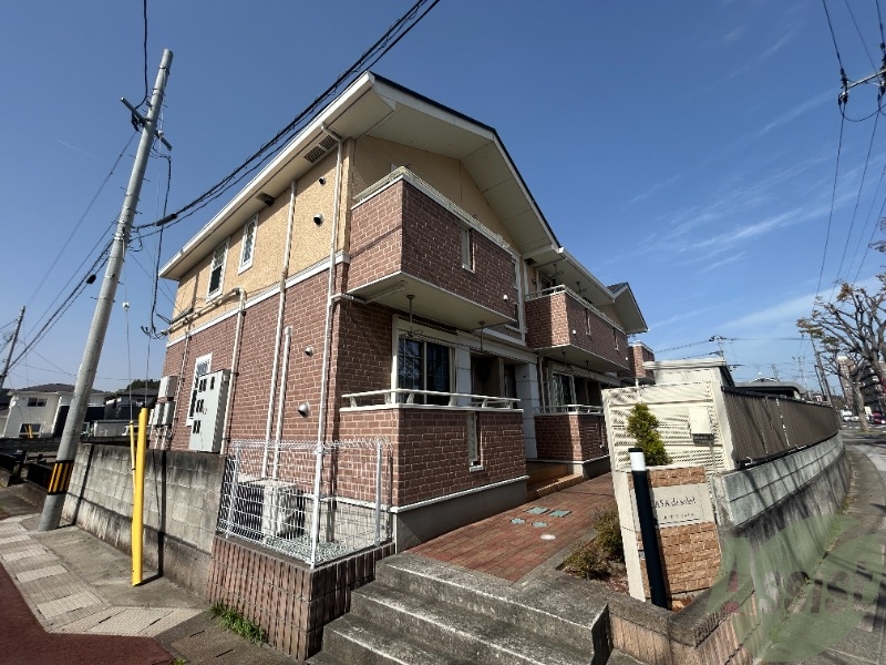 建物外観　宮城郡利府町中央「カーサ　ド　ソレイユ」