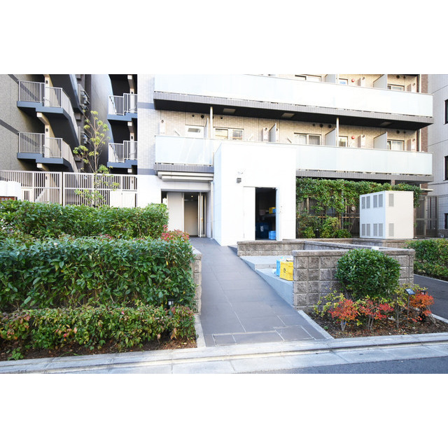 エントランス　建物の内部です