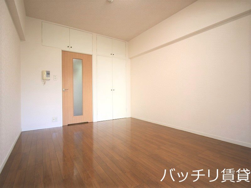 居室・リビング　※同マンション別部屋写真の為、現状優先。