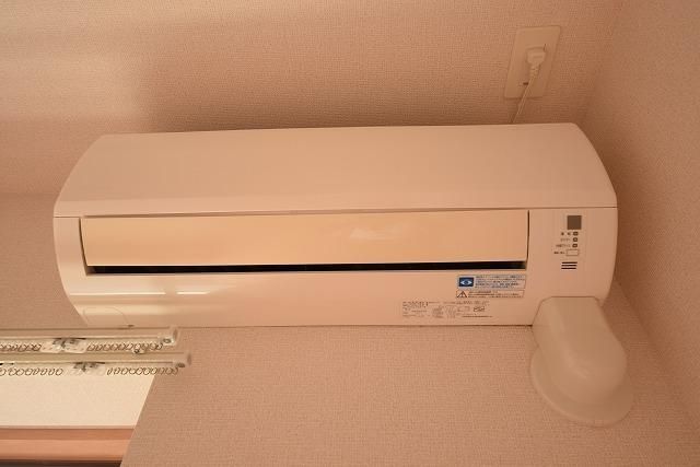 その他　★エアコン1基付です★