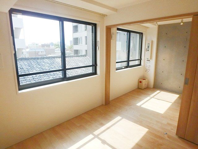 居室・リビング　別室画像参照