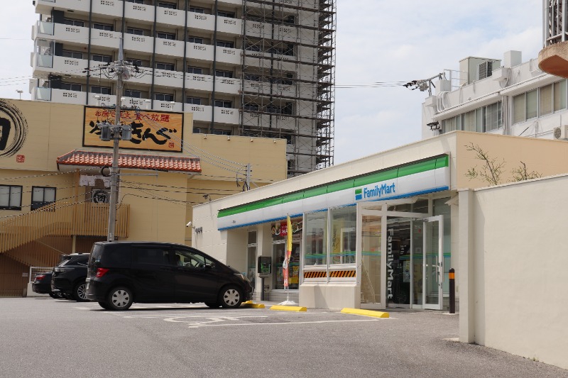 コンビニ　ファミリーマート一日橋店（コンビニ）まで201m