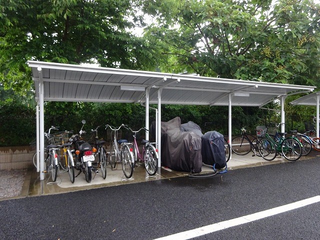 その他　敷地内駐輪所