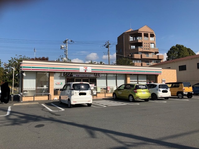 コンビニ　セブンイレブン富士市高嶺町店（コンビニ）まで384m