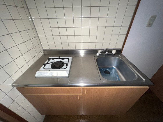 キッチン　※別部屋の写真です