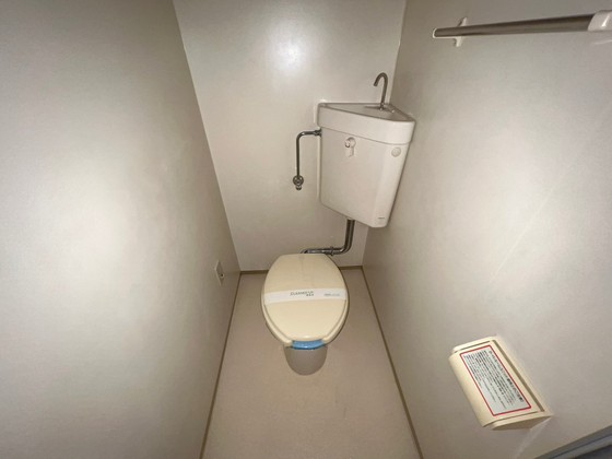 トイレ　※別部屋の写真です
