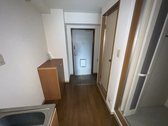 玄関　※別部屋の写真です