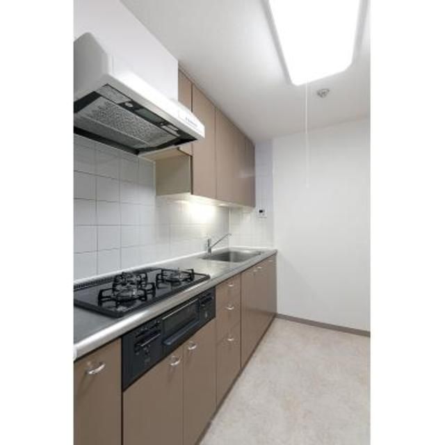 キッチン　※写真は同タイプ住戸です。