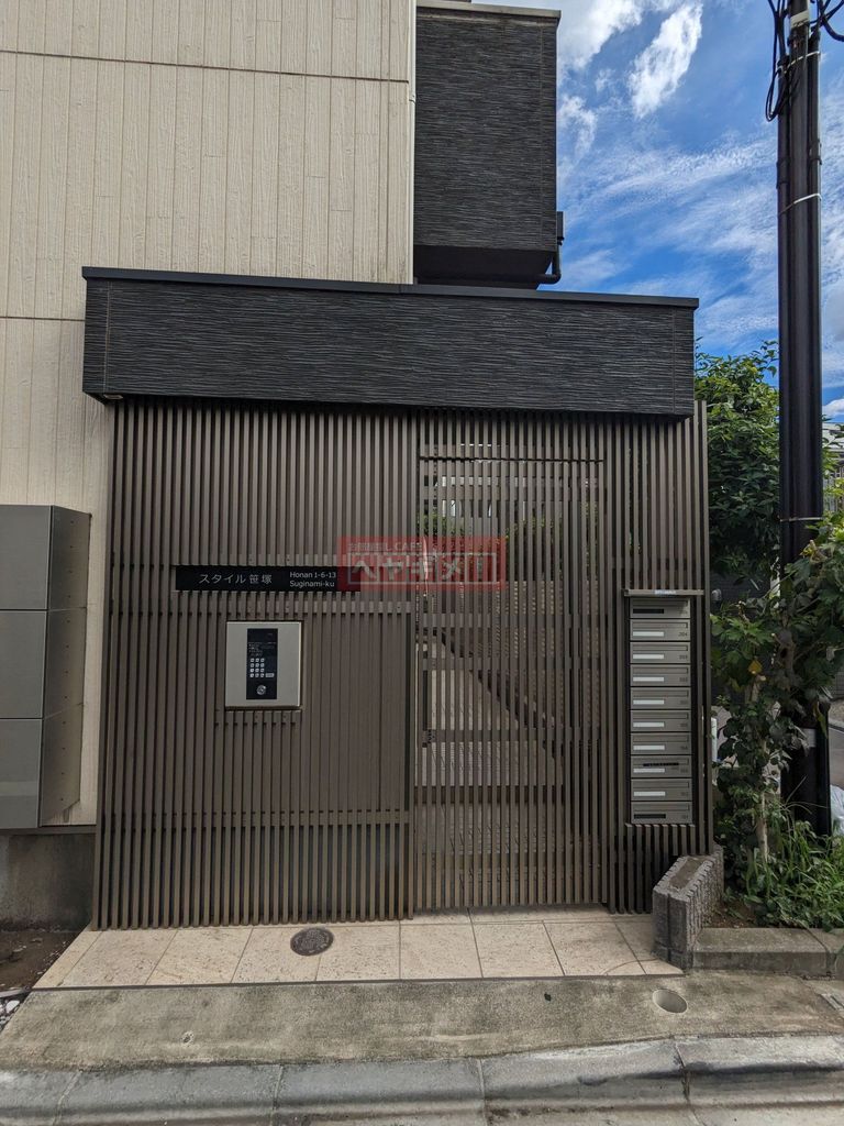 エントランス　外観