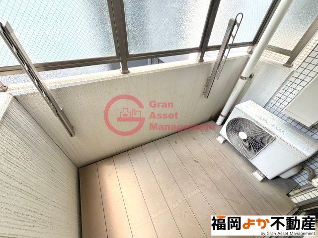 バルコニー　お洗濯にも便利なバルコニー付き