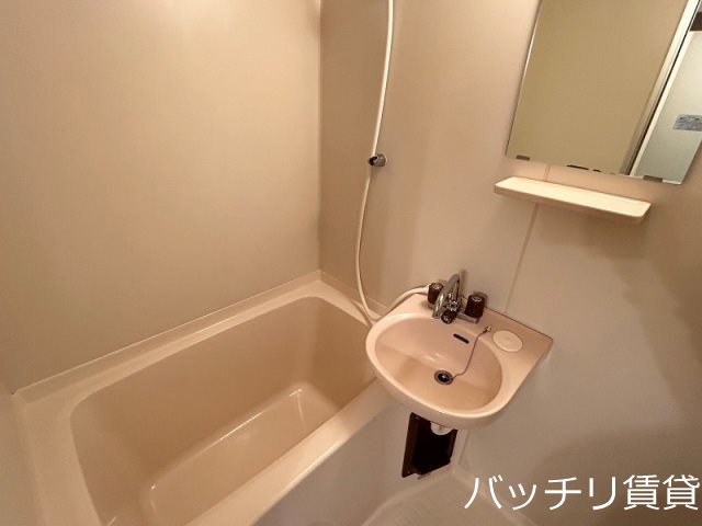 バス・シャワールーム　※別号室イメージの為、現状を優先致します