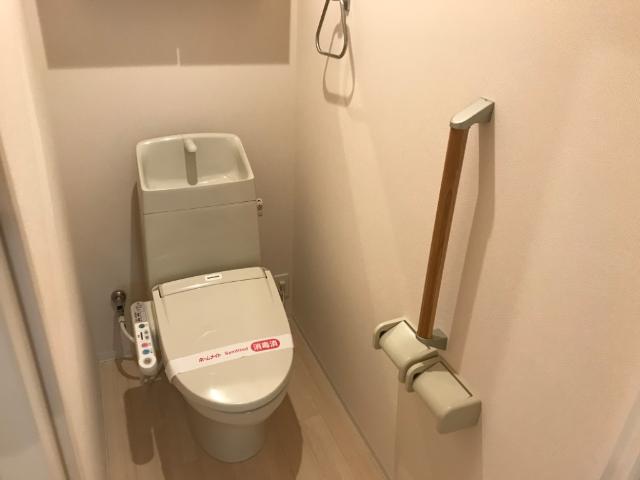トイレ　シャワー付トイレ（イメージ）
