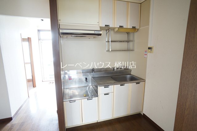 キッチン　レーベンハウス桶川店へ　048-787-5511