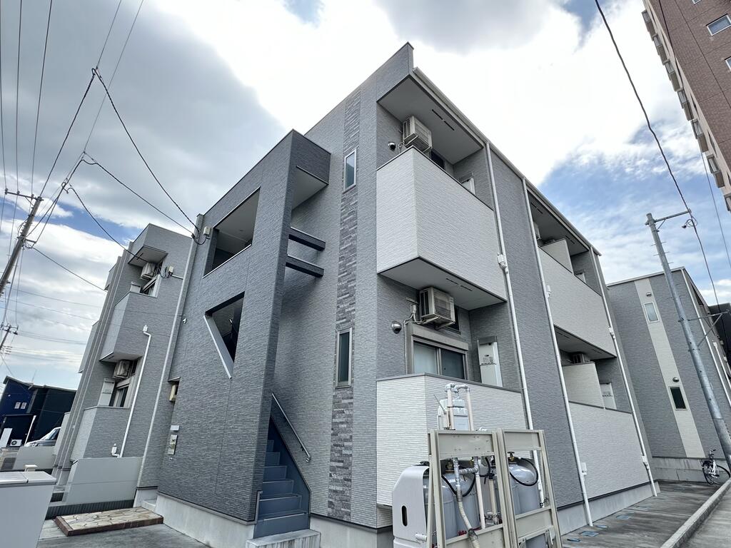 ハーモニーテラス六丁の目中町VIの外観写真