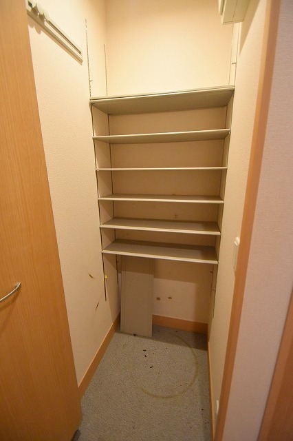 玄関　玄関収納（シューズクローク）