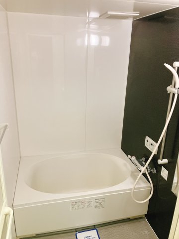 バス・シャワールーム　同型タイプの写真です