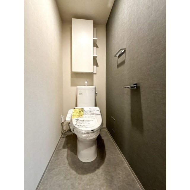 トイレ　※写真は同タイプ住戸です。