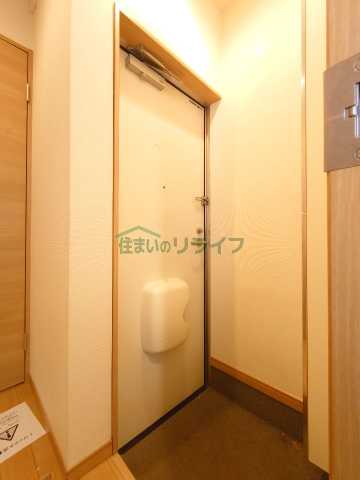 玄関　リライフ下北沢店