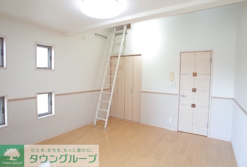 居室・リビング　お問合せはタウンハウジングまで！※現地待合わせ相談可能