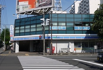 コンビニ　ローソン札幌大谷地店（コンビニ）まで244m