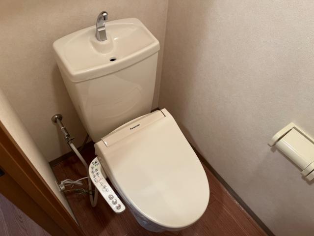 トイレ　トイレ