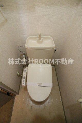トイレ　落ち着いたトイレです