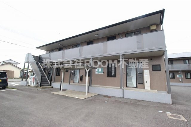 建物外観　外観は落ち着いています