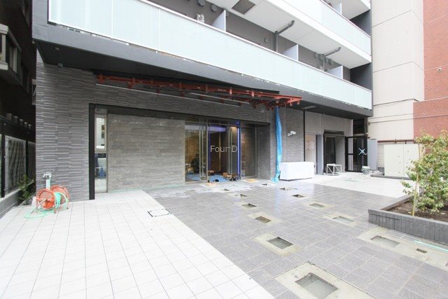 エントランス　内見予約受付中、お気軽にお問い合わせください。【0037-6