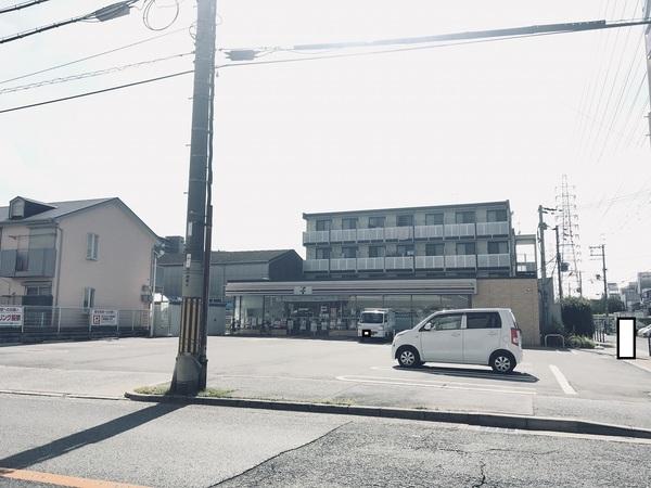 コンビニ　セブンイレブン（コンビニ）まで185m