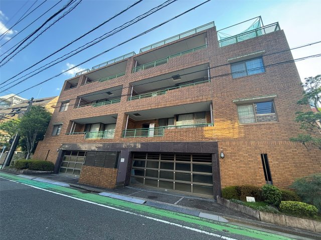 建物外観　落ち着いた雰囲気の外観です