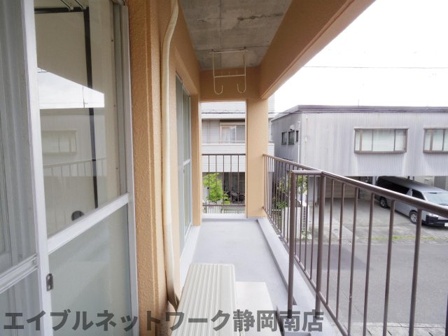 バルコニー　バルコニー付きです